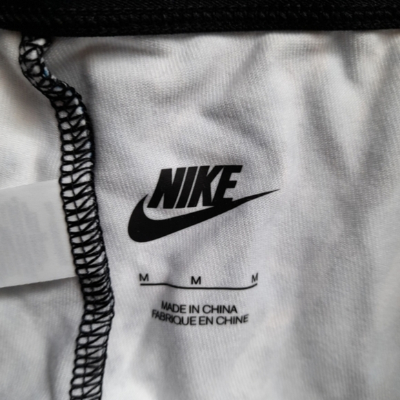 Nike Women's Abstract Blue and Black Leggings - Picture 7 of 9